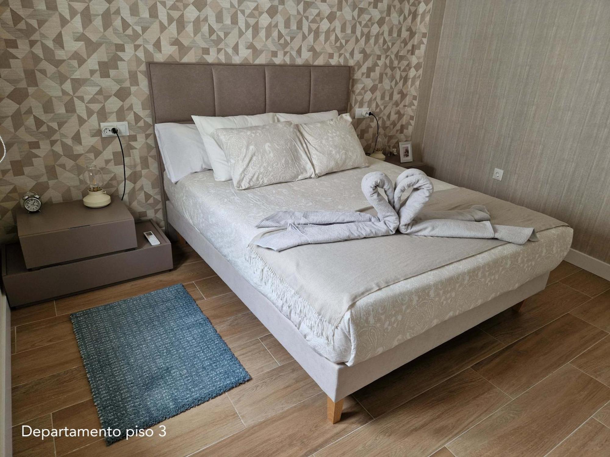 Virgen De Gracia Apartments Malaga Ngoại thất bức ảnh