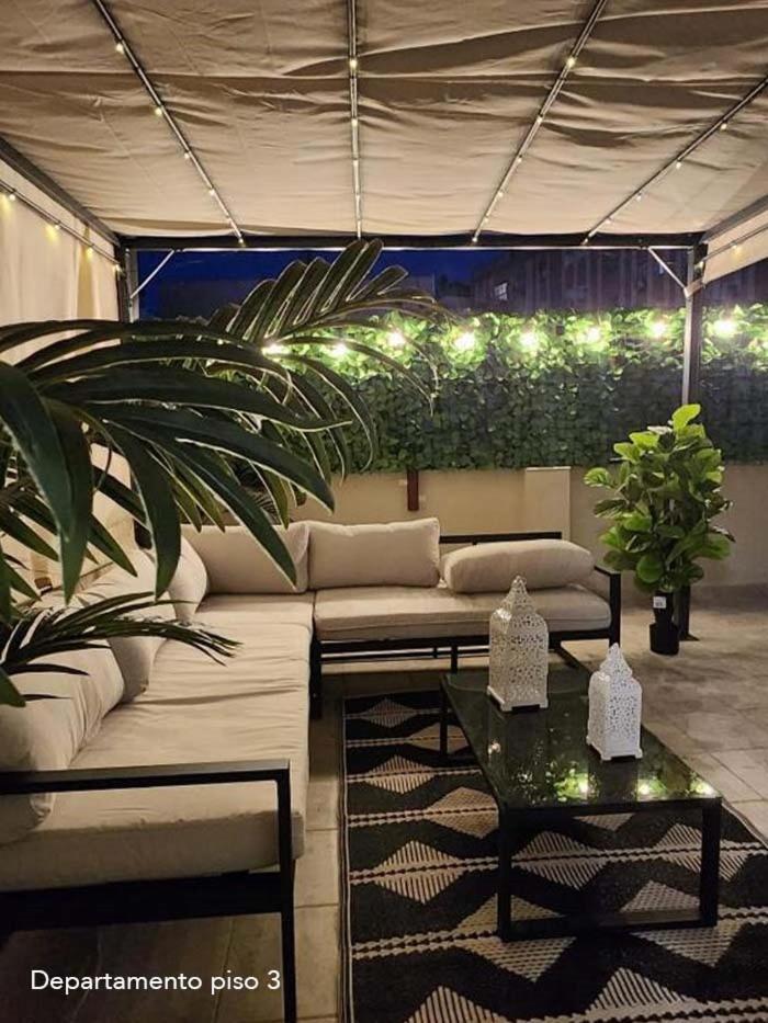 Virgen De Gracia Apartments Malaga Ngoại thất bức ảnh